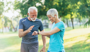 Seniors Citizens using fitness tech
